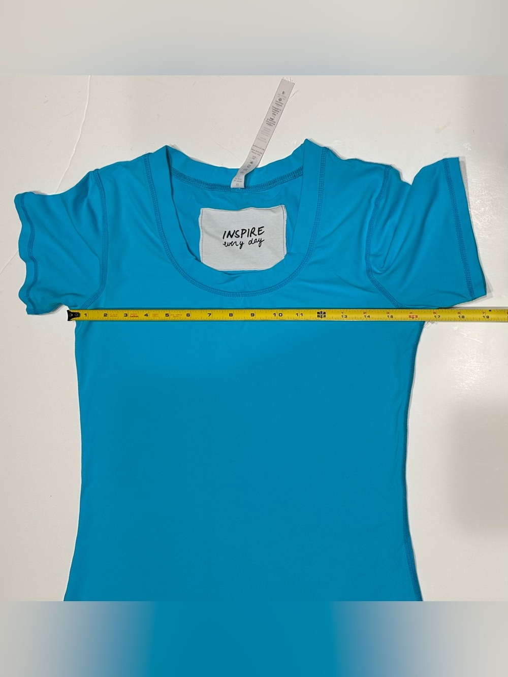 Lululemon Women Size 8 Blue Short Sleeve Athletic Top Yoga Shirt - Picture 9 of 11